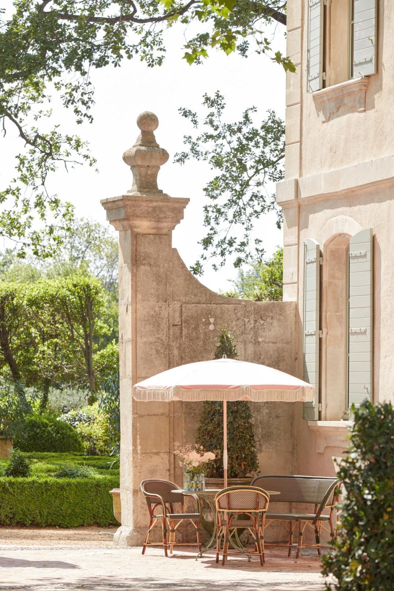 Domaine De Chalamon Acomodação com café da manhã Saint-Rémy-de-Provence Exterior foto